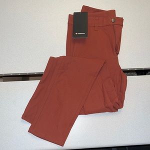 Rusty Red lulu lemon Commission Pant Slim - 28 x 32